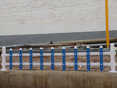 塑料草坪護(hù)欄